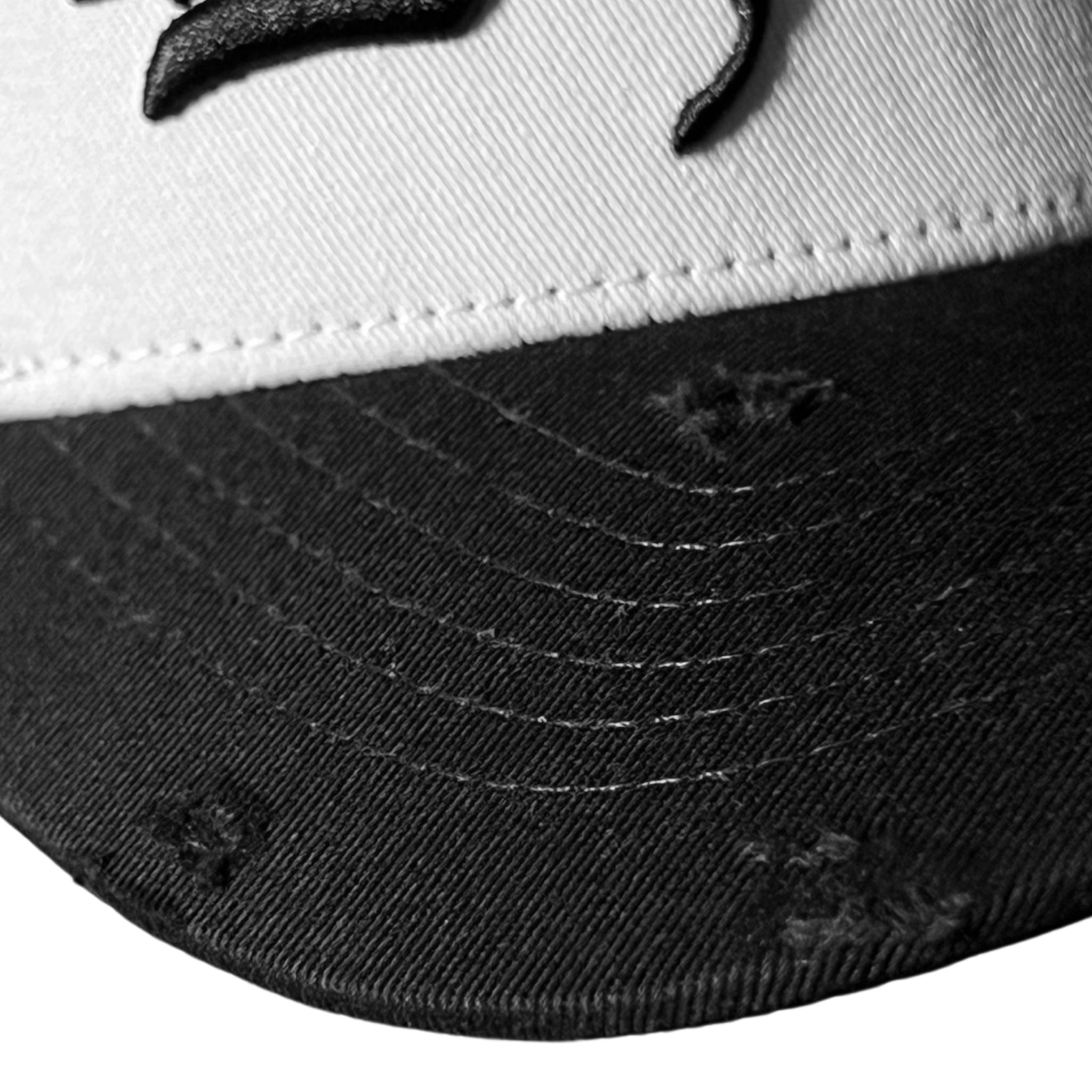 STREET TAG TRCKR HAT